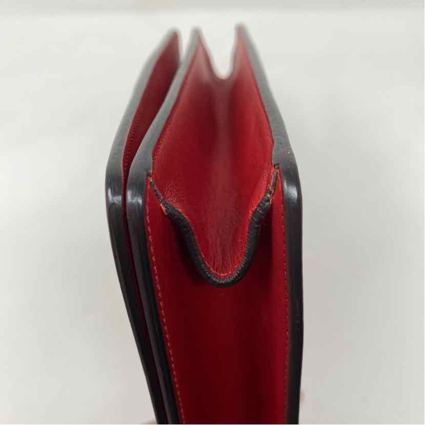 Pre-Owned Gucci Red Leather Designer Handbag