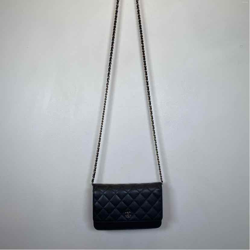 Pre-Owned Chanel Black Leather Designer Handbag