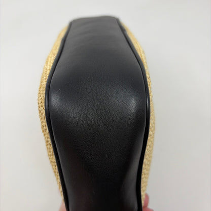 Pre-Owned Saint Laurent Tan Woven Designer Handbag