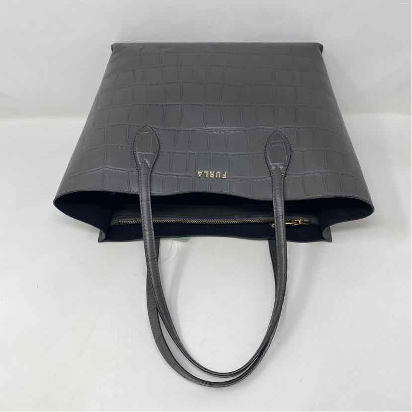 Pre-Owned Furla Grey Leather Handbag