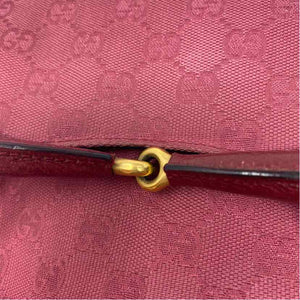 Pre-Owned Gucci Magenta Fabric Designer Handbag