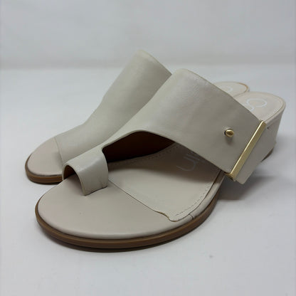 Pre-Owned Shoe Size 7 Calvin Klein Cream Heels