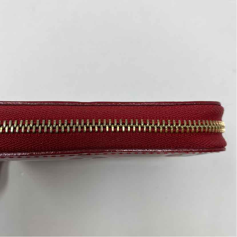 Pre-Owned Louis Vuitton Red Patent Designer Wallet
