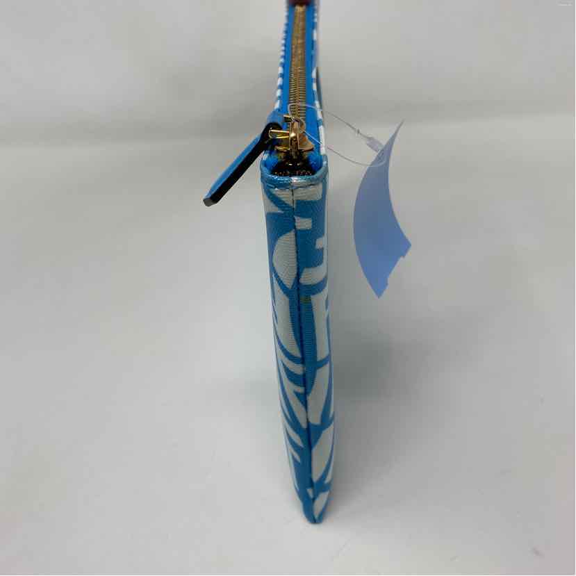 Pre-Owned Fendi Blue Canvas Designer Handbag