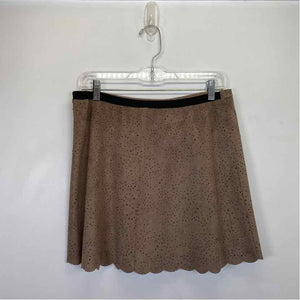 Pre-Owned Size M BCBGMAXAZRIA Tan Skirt