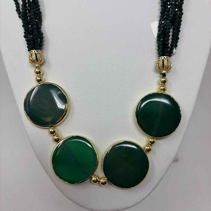 Pre-Owned Boutique Green Beaded Necklace