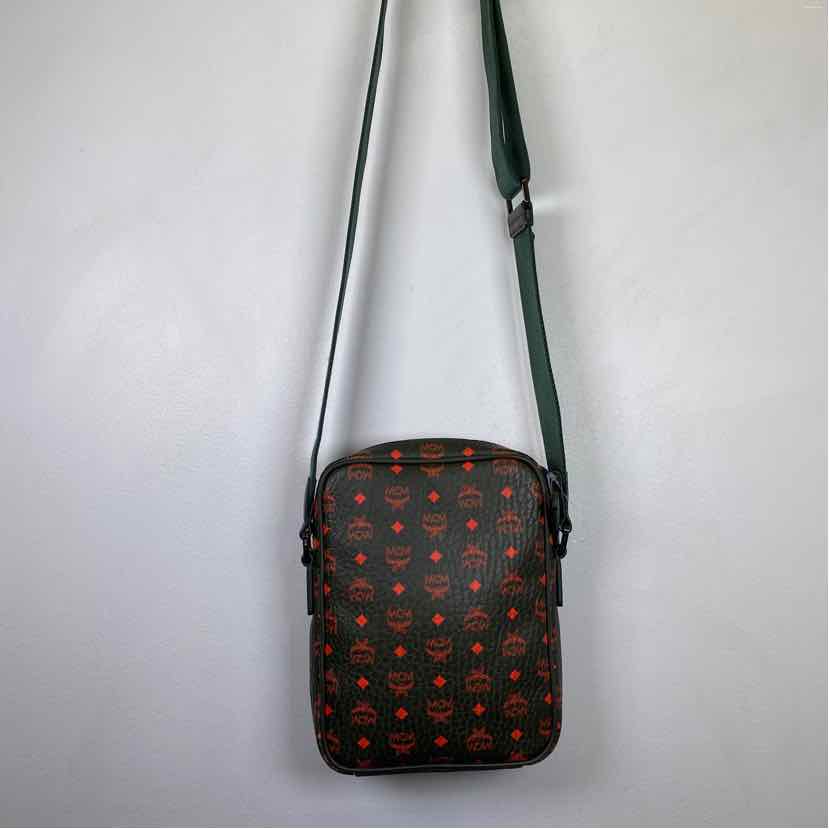 Pre-Owned MCM Olive Leather Designer Handbag