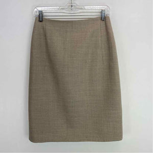 Pre-Owned Size 8/M Akris Beige Skirt