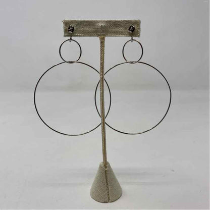 Pre-Owned Silver Earrings