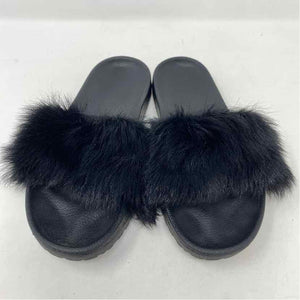 Pre-Owned Shoe Size 5 UGG Black Slide