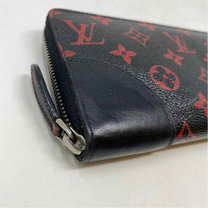 Pre-Owned Louis Vuitton Black Canvas Designer Wallet