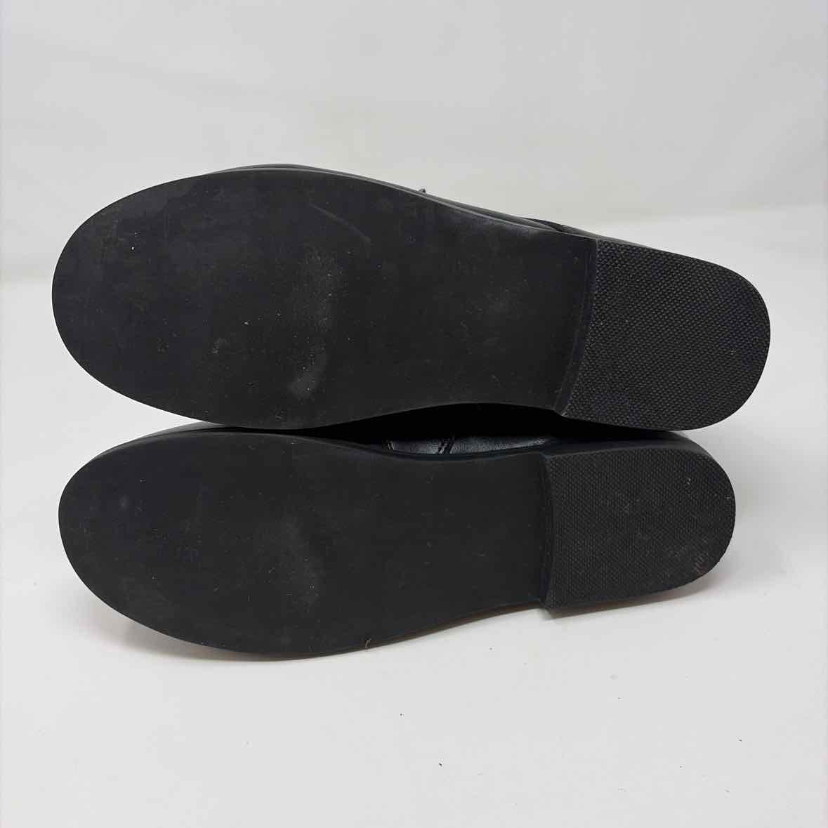 Pre-Owned Shoe Size 7.5 Perroquet Black Booties