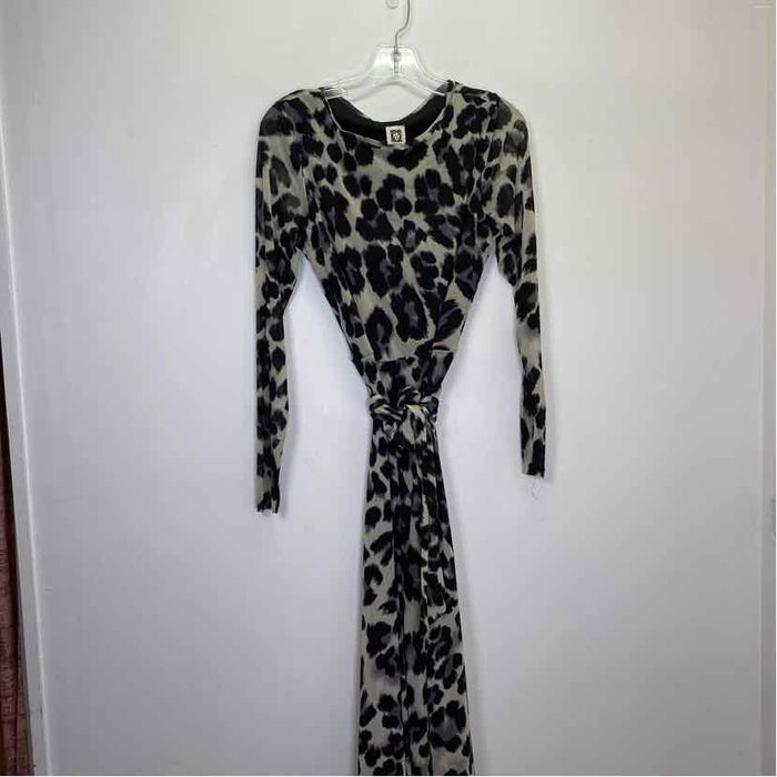 Pre-Owned Size 8/M Anne Klein Leopard Casual Dress