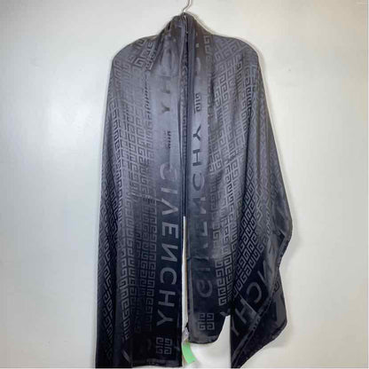 Pre-Owned Givenchy Black Silk Designer Scarf