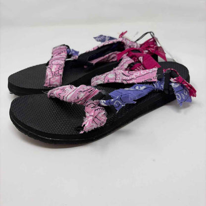 Pre-Owned Shoe Size 10.5 Browns Pink Multi Sandals