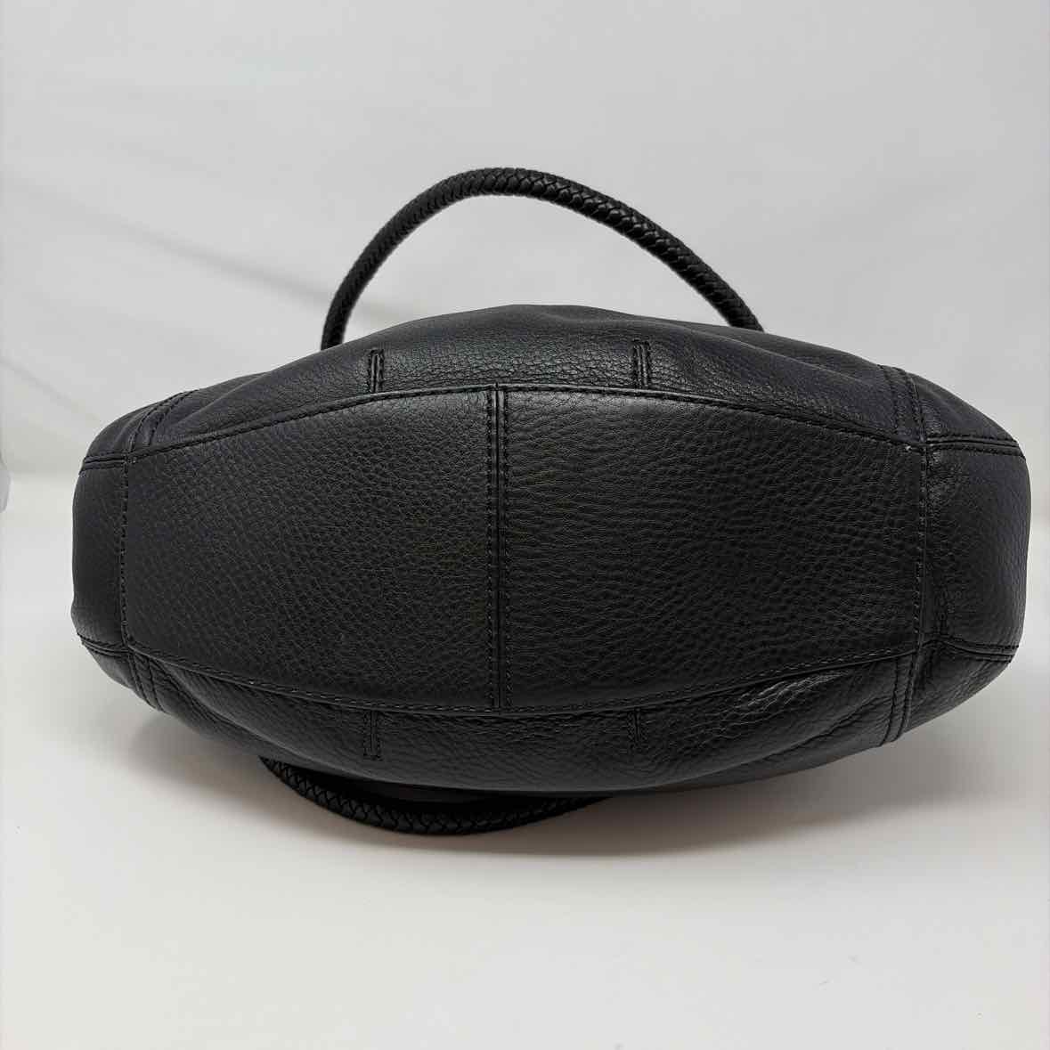 Pre-Owned Cole Haan Black Leather Handbag