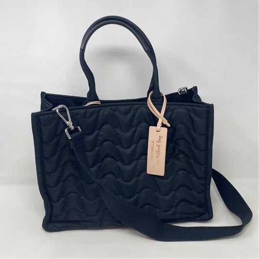 Pre-Owned Coccinelle Black Nylon Handbag