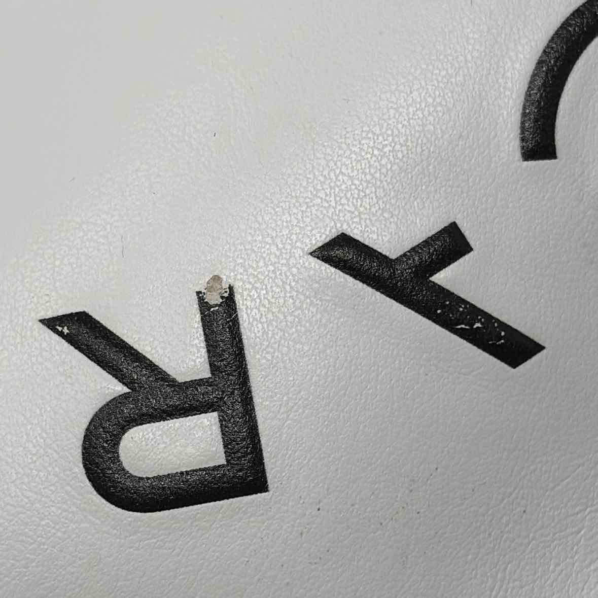 Pre-Owned Stella McCartney White/ Black Leather Designer Handbag