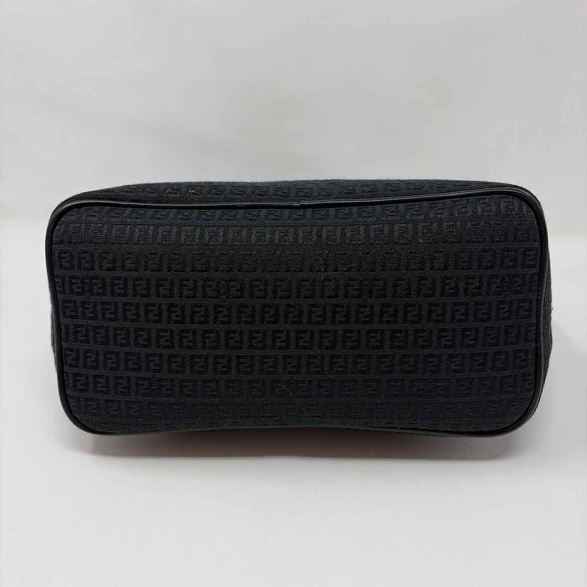 Pre-Owned Fendi Black Fabric Designer Handbag