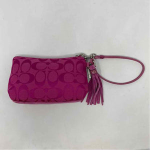 Pre-Owned Coach Hot Pink Canvas Wristlet