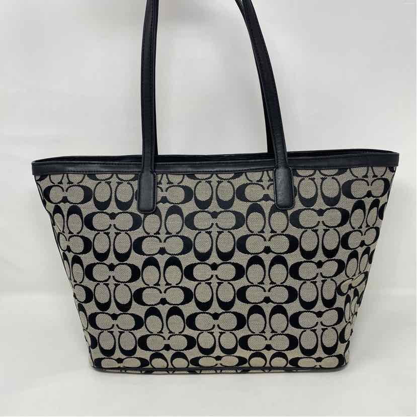 Pre-Owned Coach Monogram Canvas Handbag