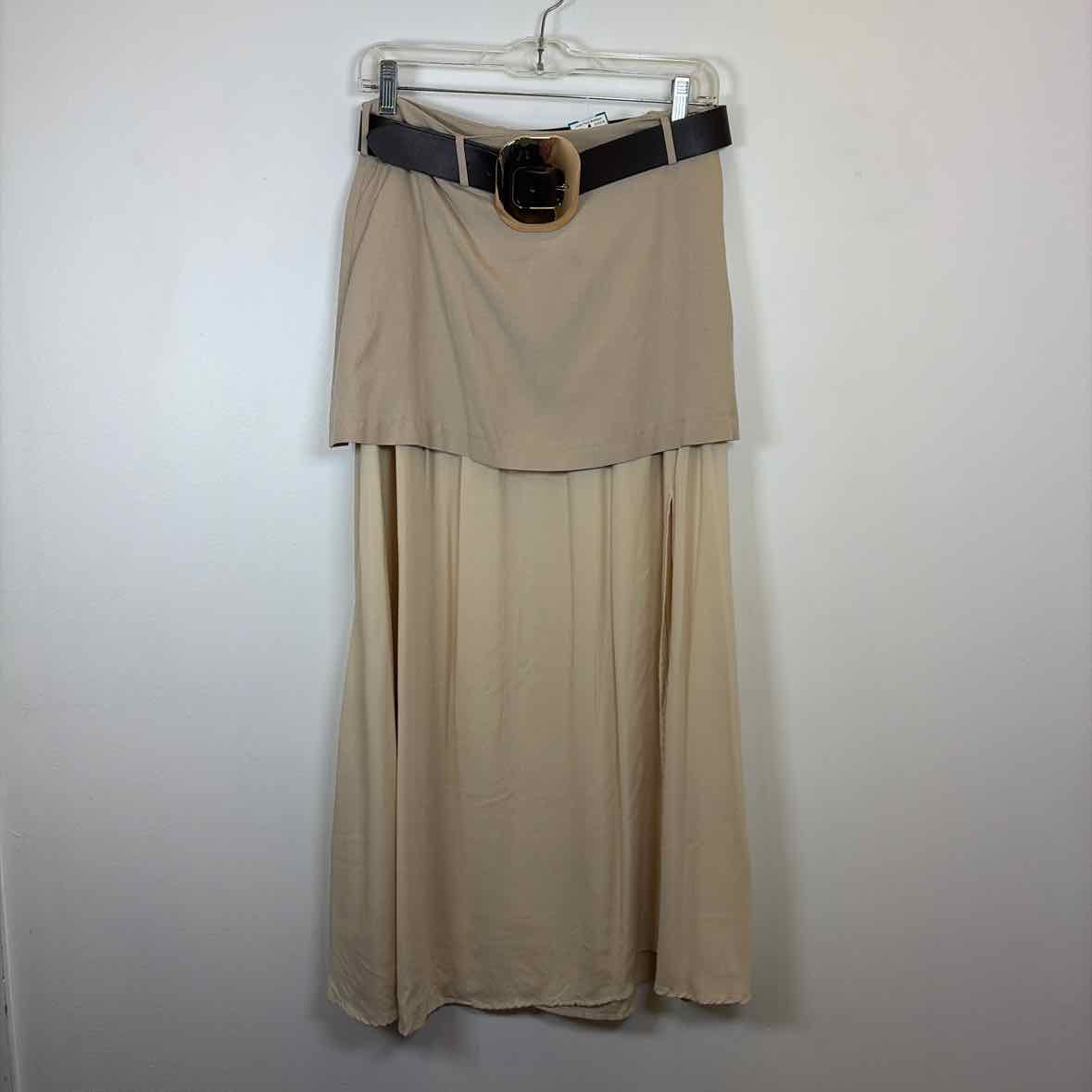 Pre-Owned Size M ZARA Tan Skirt