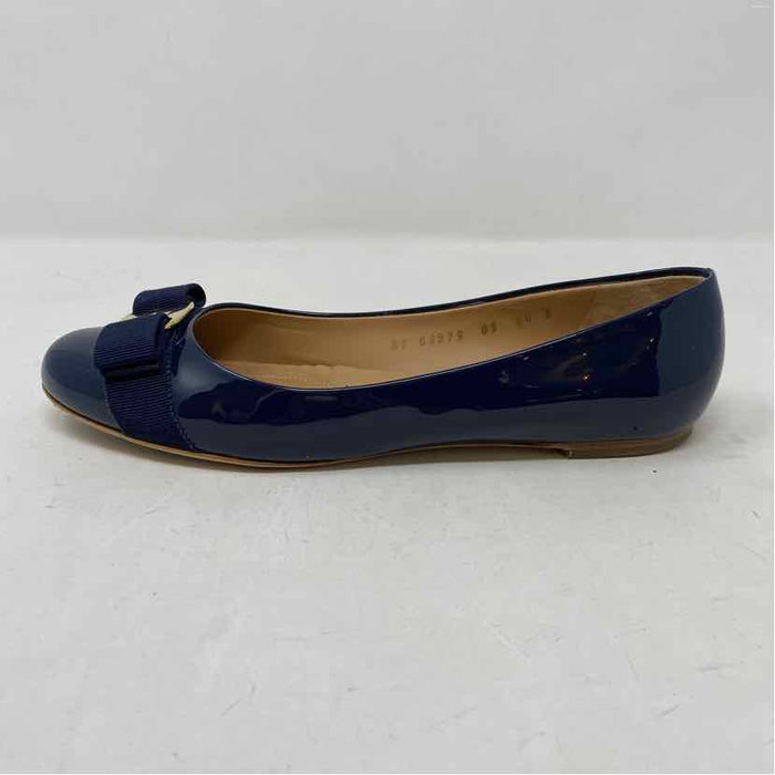 Pre-Owned Shoe Size 8.5 Ferragamo Navy Flats