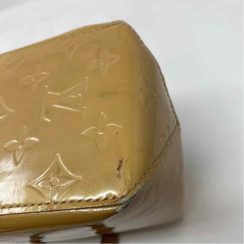 Pre-Owned Louis Vuitton Tan Patent Designer Handbag