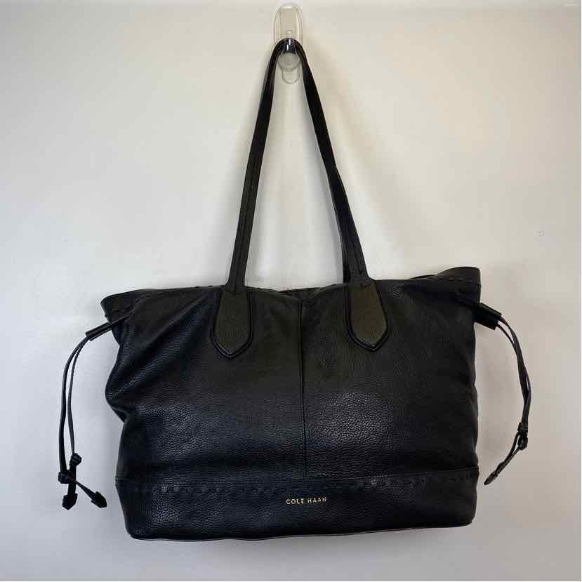 Pre-Owned Cole Haan Black Leather Handbag