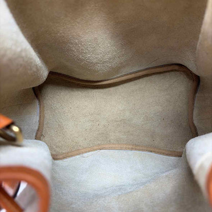 Pre-Owned Dooney & Bourke Cream Leather Handbag