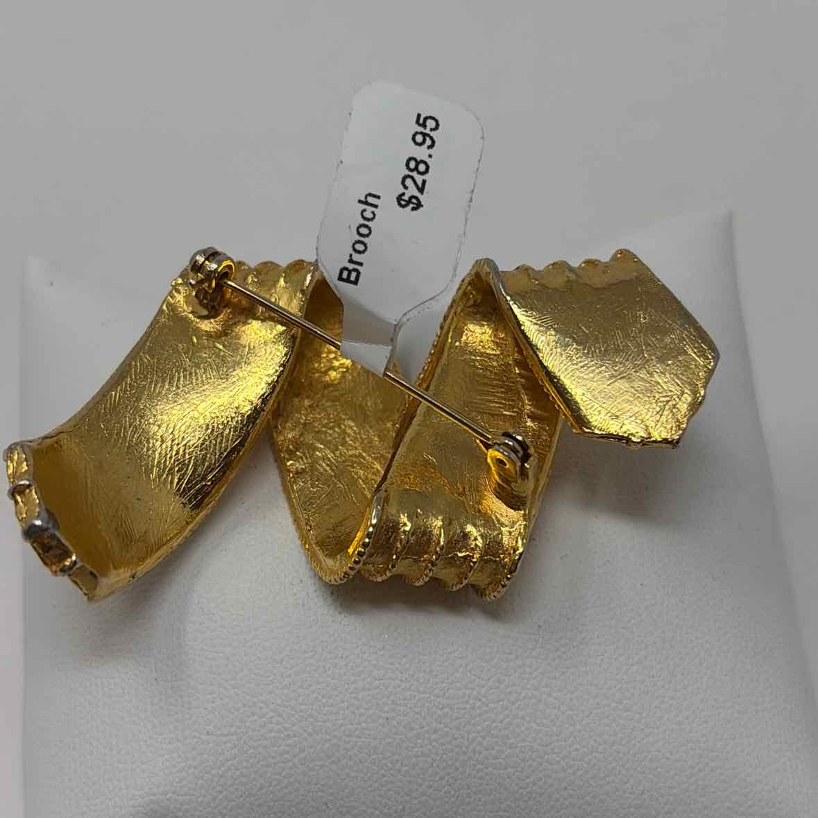 Pre-Owned Gold Brooch