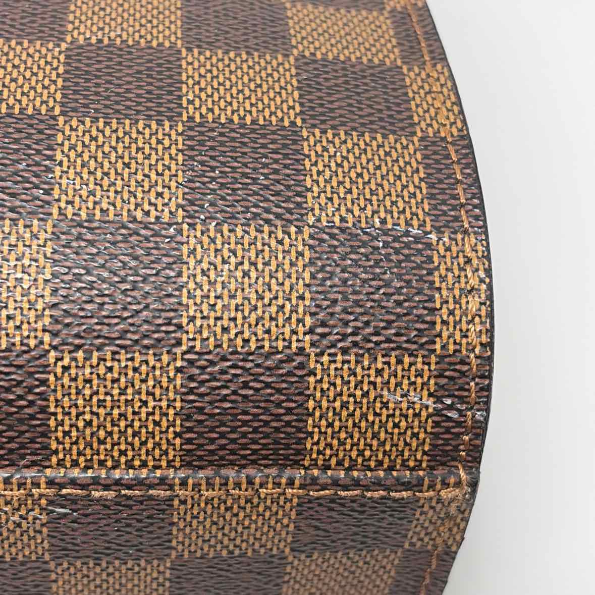 Pre-Owned Louis Vuitton Brown Leather Designer Handbag