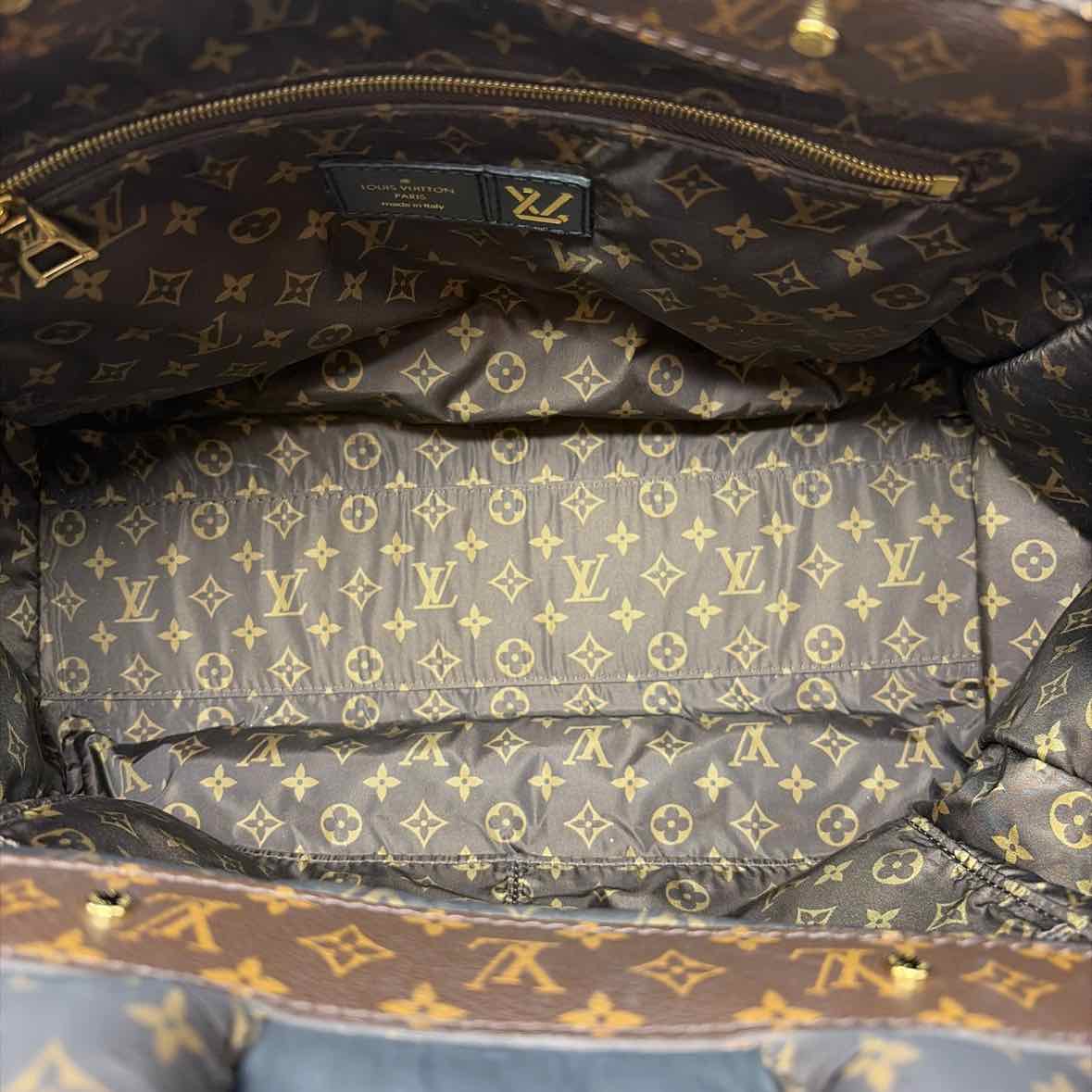 Pre-Owned Louis Vuitton Black/Brown Nylon Designer Handbag
