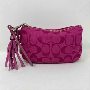 Pre-Owned Coach Hot Pink Canvas Wristlet