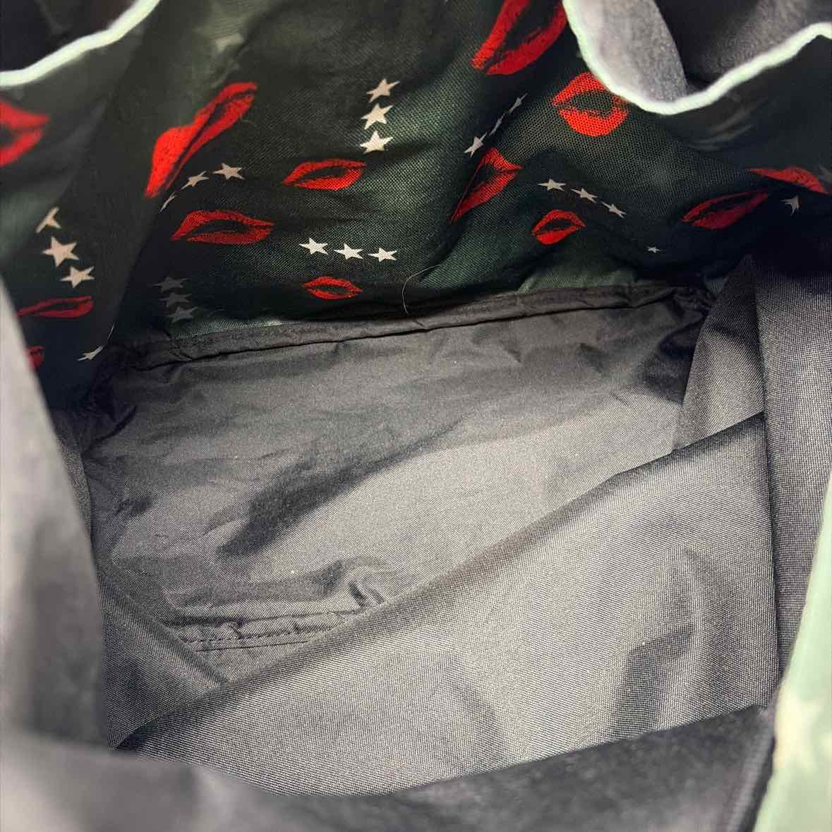 Pre-Owned Penelope Wildberry Green Print Fabric Handbag