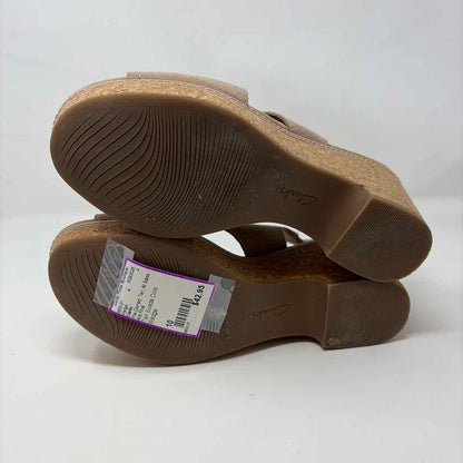 Pre-Owned Shoe Size 10 Clarks Tan Wedge