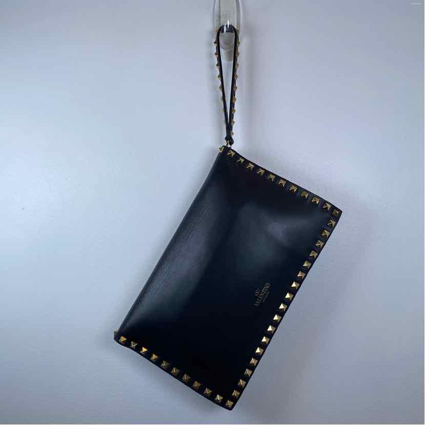 Pre-Owned Valentino Black Leather Designer Handbag