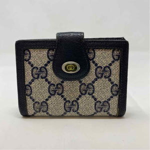 Pre-Owned Gucci Navy Canvas Designer Wallet