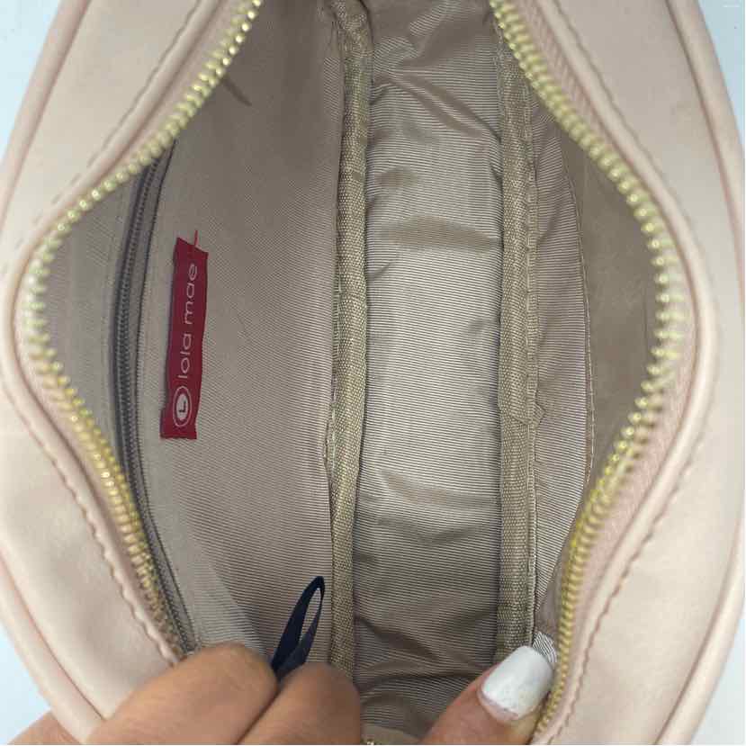 Pre-Owned lola mae Light Pink Pleather Handbag