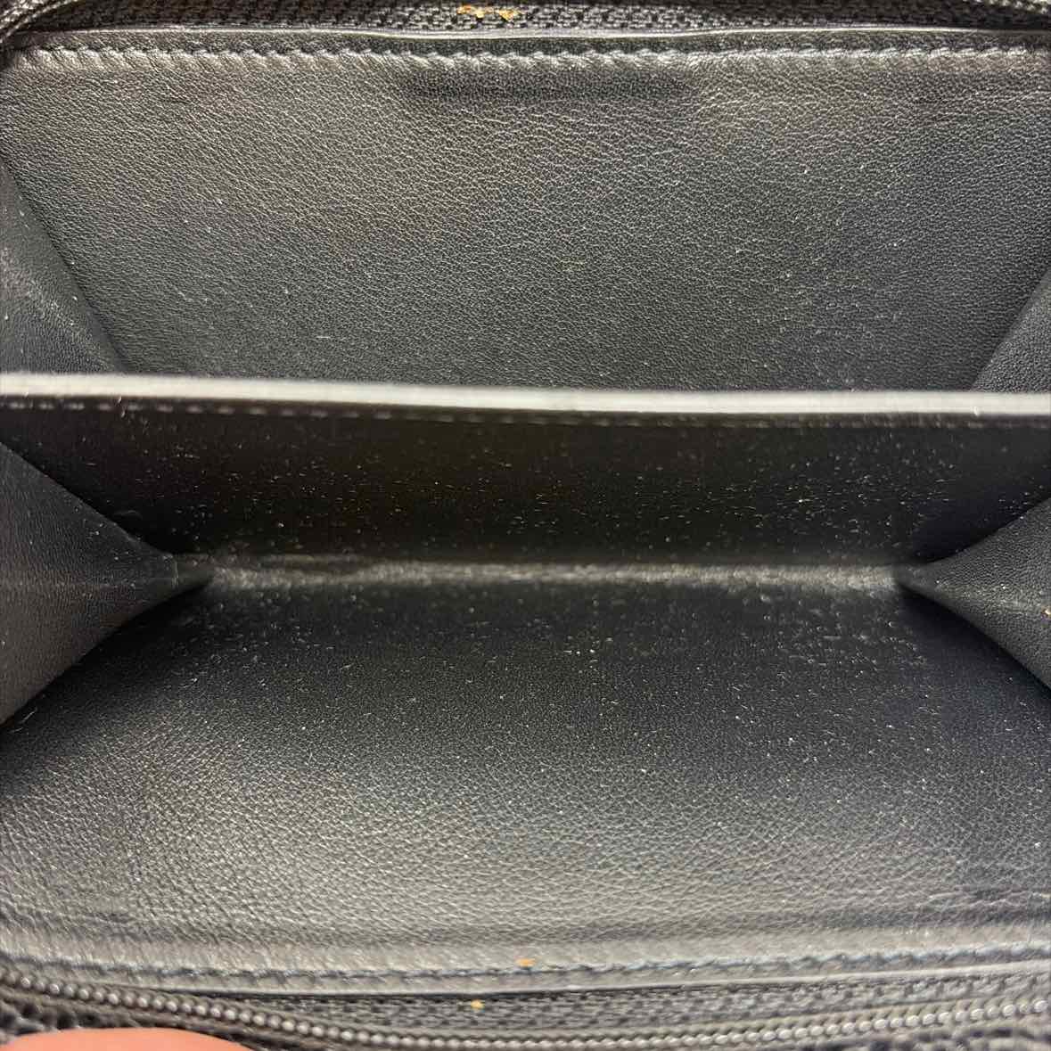 Pre-Owned Chanel Black Leather Designer Wallet