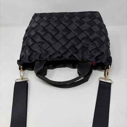 Pre-Owned Ah-Dorned Black Fabric Handbag