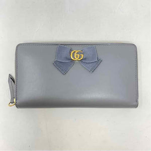 Pre-Owned Gucci Grey Leather Designer Wallet