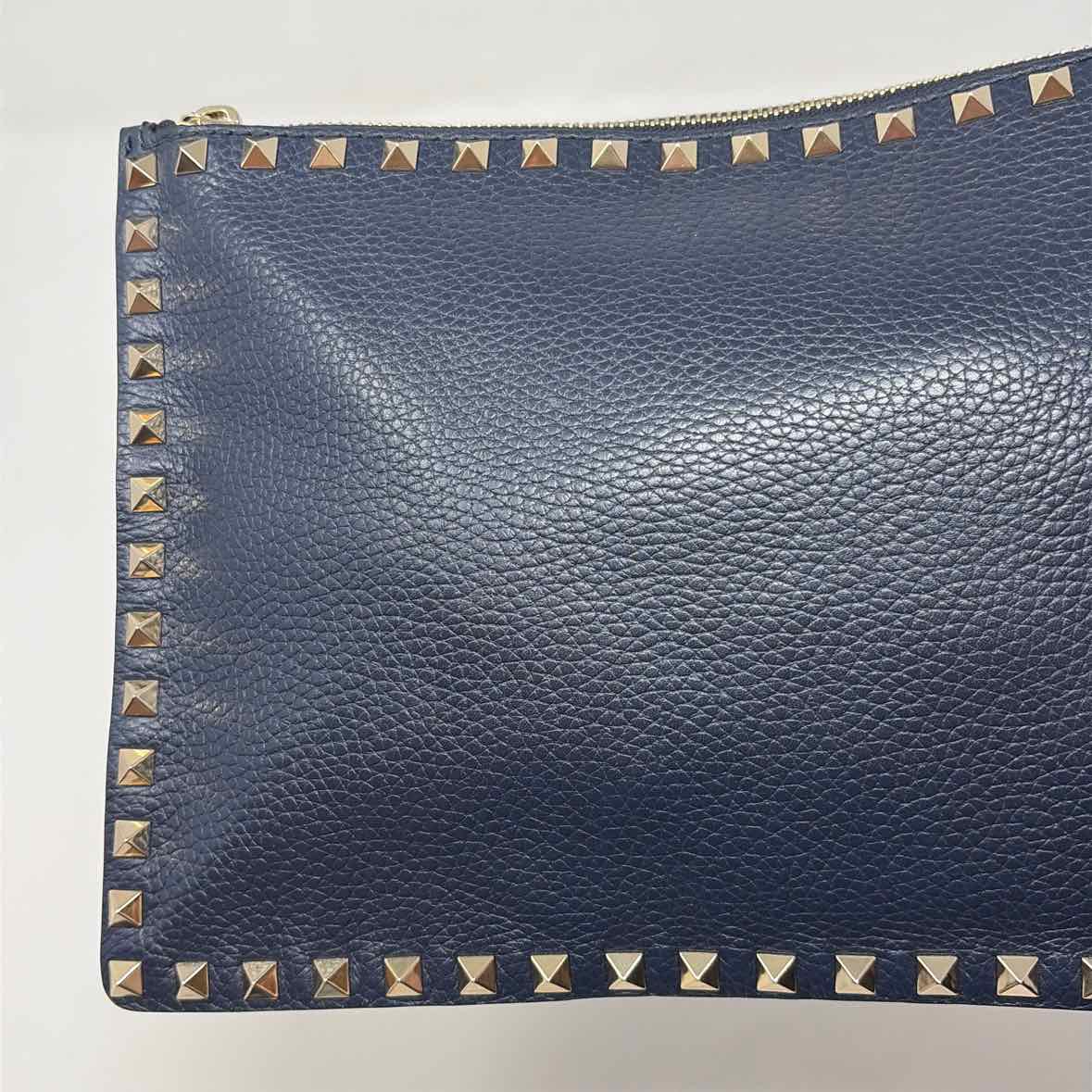 Pre-Owned Valentino Navy Leather Designer Handbag