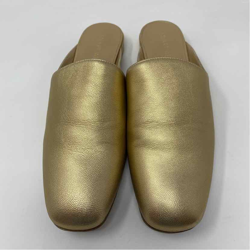 Pre-Owned Shoe Size 9 Stuart Weitzman Gold Slide