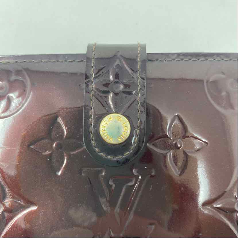 Pre-Owned Louis Vuitton Burgundy Leather Designer Wallet