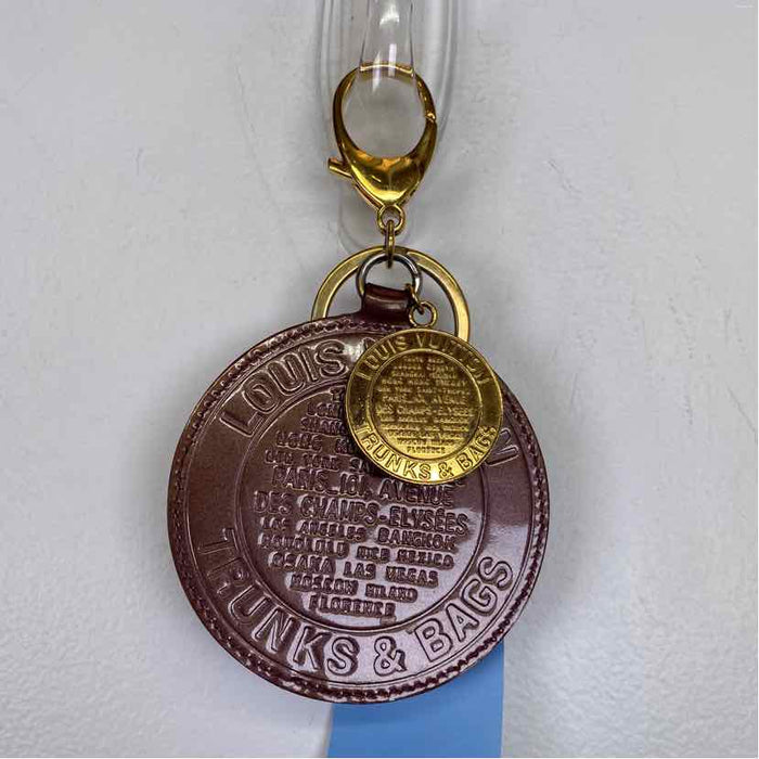 Pre-Owned Louis Vuitton Burgundy Patent Designer Jewelry