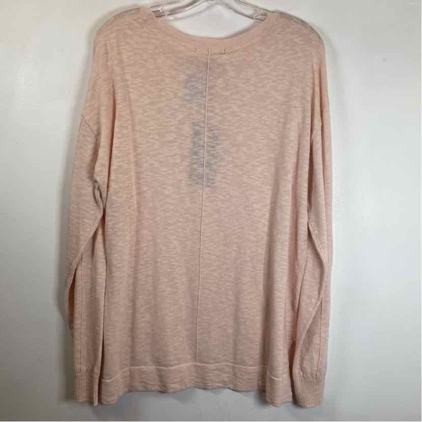 Pre-Owned Size L Metric Knits Pink Top