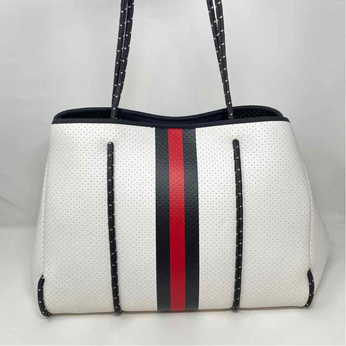 Pre-Owned Haute Shore White Neoprene Handbag