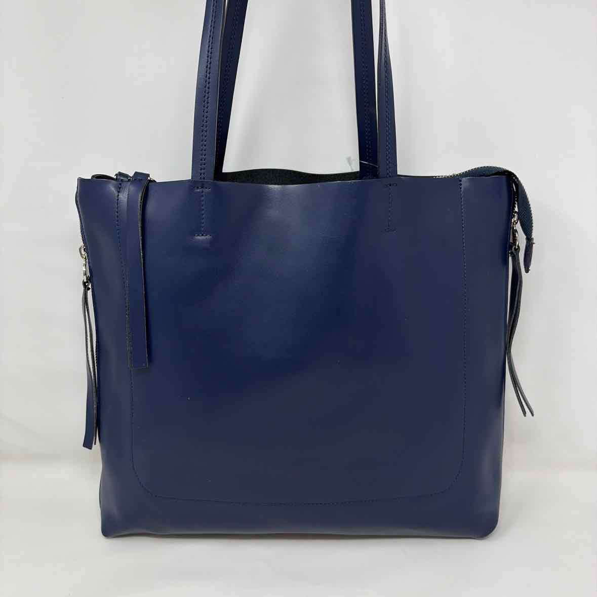 Pre-Owned Pelletteria Veneta Navy Leather Handbag