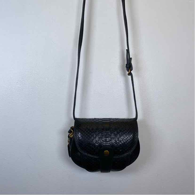 Pre-Owned MOMO Black Leather Handbag